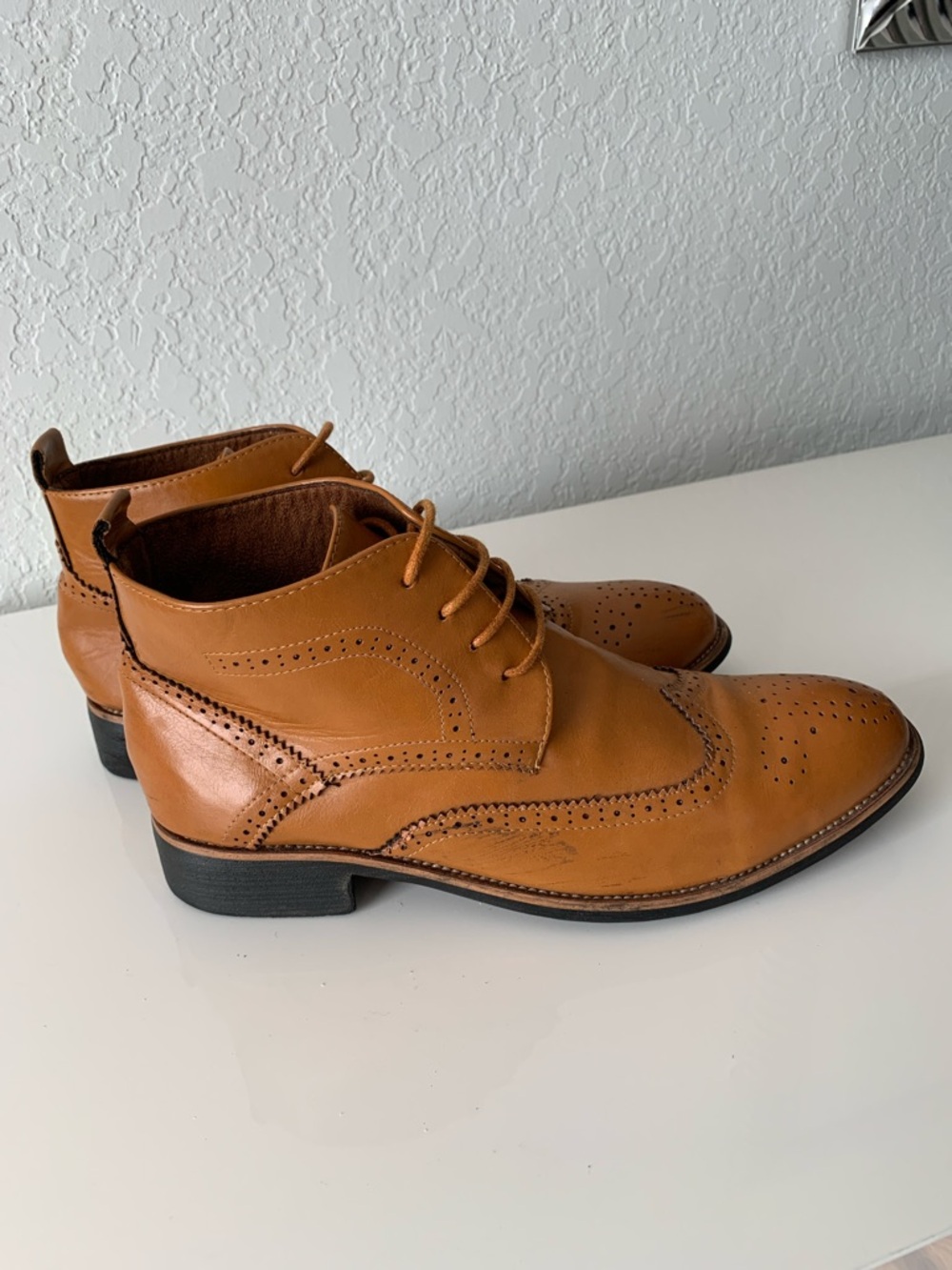 Men's Tan Leather Wingtip Lace-Up Boots Size 26,5/41/8